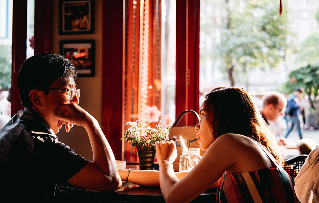Met deze tips maak je elke ongemakkelijke date een stuk relaxter